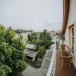 U Zvonu Gasthuis 3*